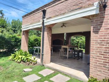 Casa en venta en Parque Leloir