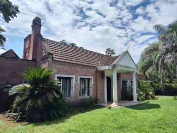 Casa en venta en Parque Leloir