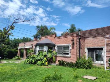 Casa en venta en Parque Leloir