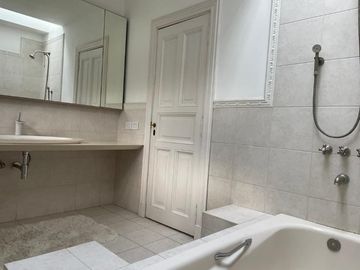 Casa en venta en Parque Leloir