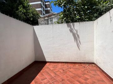 Casa PH en venta en Moron Sur