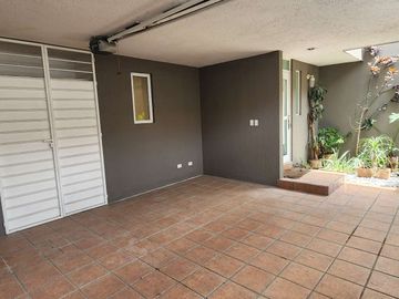 CASA EN VENTA MUY CERCA DE LA UDLAP