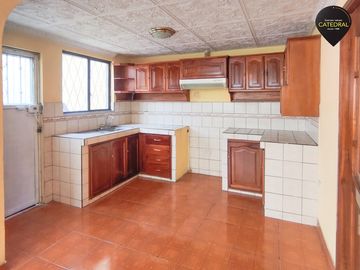 Casa de venta en Parque de la Luz – código:21610