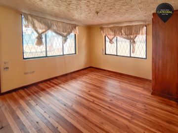 Casa de venta en Parque de la Luz – código:21610