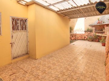 Casa de venta en Parque de la Luz – código:21610