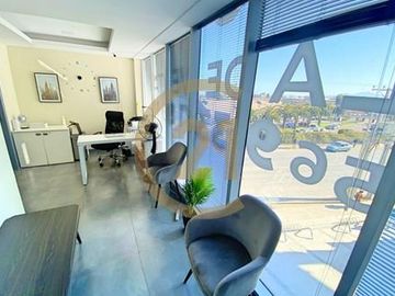 Se vende oficina amoblada en El Santo, La Serena