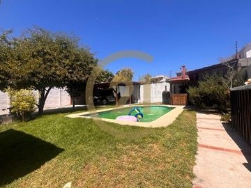 Se vende casa sector Rosario Peñuelas