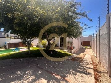 Se vende casa sector Rosario Peñuelas