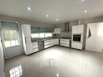 Hermosa casa en venta en Fuentes de San Miguel, Club de Golf las Fuentes