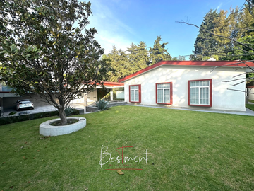 Hermosa casa en venta en Fuentes de San Miguel, Club de Golf las Fuentes