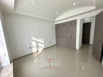 Hermosa casa en venta en Fuentes de San Miguel, Club de Golf las Fuentes