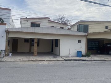 CASA EN VENTA VILLA UNIVERSIDAD