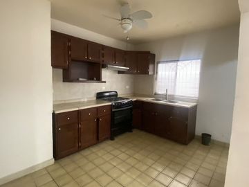 CASA EN VENTA VILLA UNIVERSIDAD