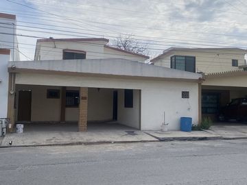 CASA EN VENTA VILLA UNIVERSIDAD