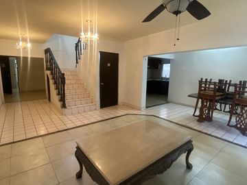 CASA EN VENTA VILLA UNIVERSIDAD