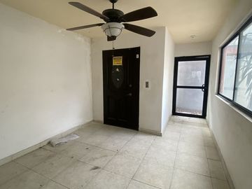 CASA EN VENTA VILLA UNIVERSIDAD