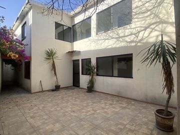 CASA EN VENTA VILLA UNIVERSIDAD