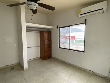 CASA EN VENTA VILLA UNIVERSIDAD