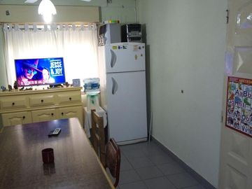 Casa en venta - 3 Dormitorios 1 Baño - Cochera - 110Mts2 - La Plata