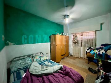Casa 5 amb en Laferrere  - Con galpón