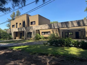 Casa en Alquiler
