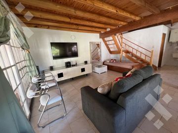 Venta casa  - Villa Mari Menuco, Neuquén Cap.