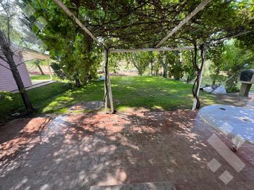 Venta casa  - Villa Mari Menuco, Neuquén Cap.