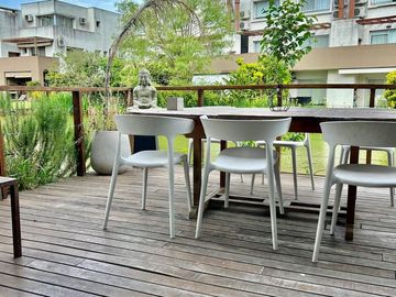 Triplex de 4 ambientes  en Lago del Sendero, con salida al lago