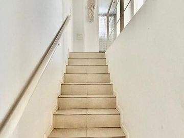 Triplex de 4 ambientes  en Lago del Sendero, con salida al lago
