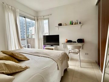 Triplex de 4 ambientes  en Lago del Sendero, con salida al lago