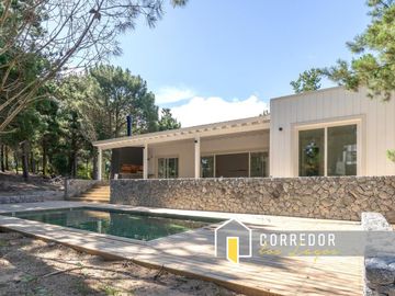VENTA, CASA, COSTA ESMERALDA, BARRIO RESIDENCIAL I, LOTE AL 200, 5 AMBIENTES
