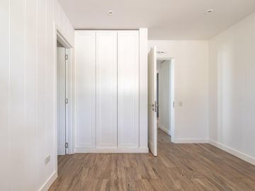 VENTA, CASA, COSTA ESMERALDA, BARRIO RESIDENCIAL I, LOTE AL 200, 5 AMBIENTES