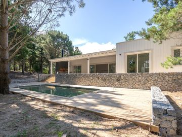 VENTA, CASA, COSTA ESMERALDA, BARRIO RESIDENCIAL I, LOTE AL 200, 5 AMBIENTES