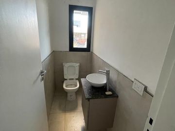 RINCONES DE MANANTIALES - A ESTRENAR - 2 DORM 2 BAÑOS