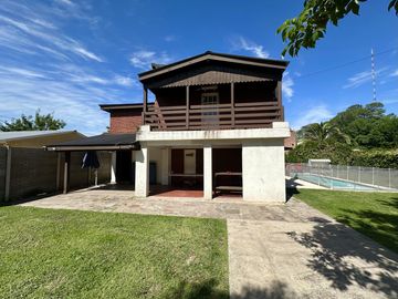 Casa Venta 4 Ambientes en Barrio Montecarlo Pilar Lote de 600 m²