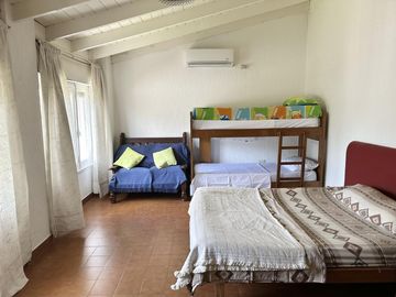Casa Venta 4 Ambientes en Barrio Montecarlo Pilar Lote de 600 m²