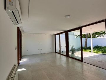 Casa en PH en Venta. City Bell