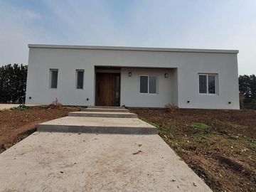 RBS. HERMOSA CASA EN EL CAMPO FINCAS EXCLUSIVAS, LOS CARDALES!