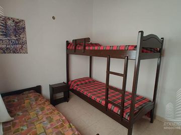 Dúplex en venta de 2 dormitorios c/ cochera en Costa Azul