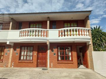 Dúplex en venta de 2 dormitorios c/ cochera en Costa Azul