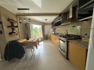 Hermosa casa en venta Barrio 14 de Octubre