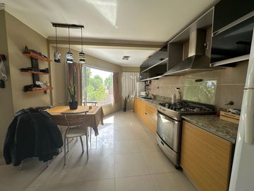 Hermosa casa en venta Barrio 14 de Octubre