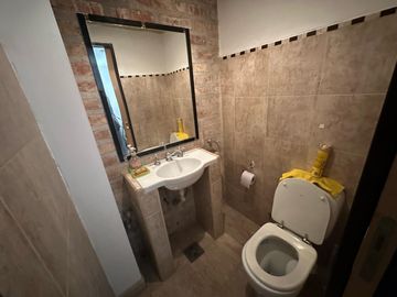 Hermosa casa en venta Barrio 14 de Octubre