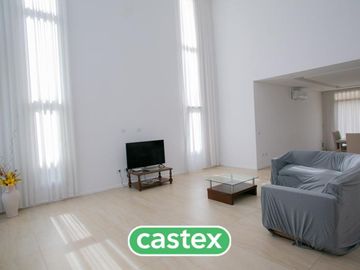 Casa en venta en barrio Terralagos, Canning