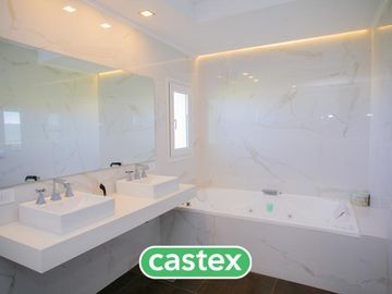 Casa en venta en barrio Terralagos, Canning