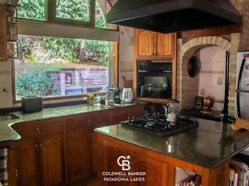 VENTA Casa 165.30m2, terreno/lote 965.60 m2, San Ignacio del Cerro, Bariloche