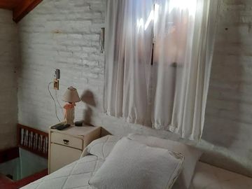 Oportunidad! Hermosa casa en Country Roda. Escobar.