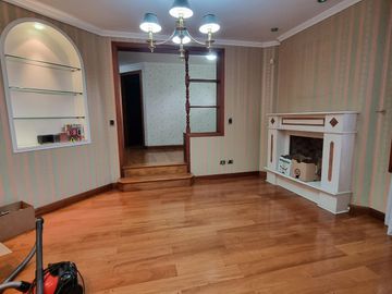 Importante chalet en Barrio Parque Calchaqui