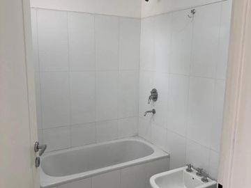 PH en venta - 2 Dormitorios 2 Baños - Cochera - 160Mts2 - Rafael Calzada