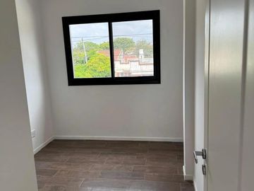 PH en venta - 2 Dormitorios 2 Baños - Cochera - 160Mts2 - Rafael Calzada